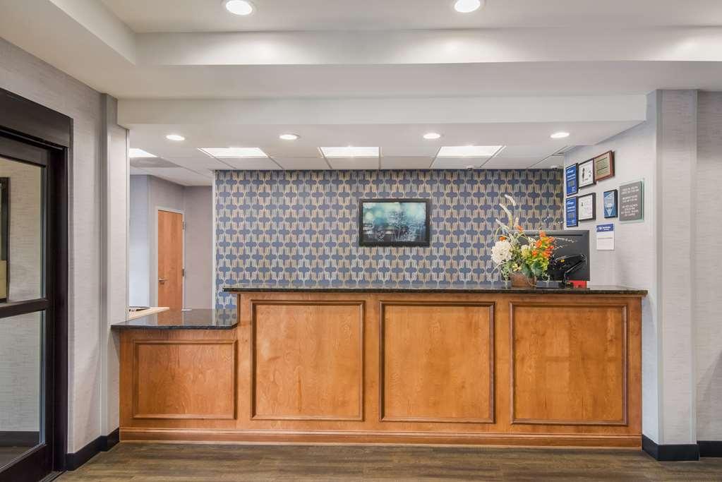 Best Western Smithfield Inn Interior photo