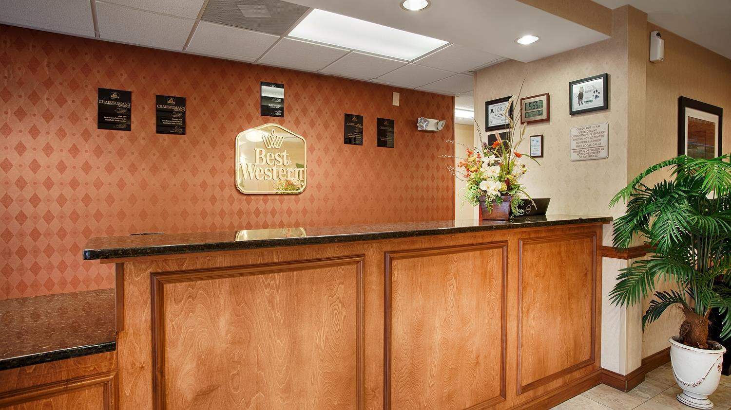 Best Western Smithfield Inn Exterior photo